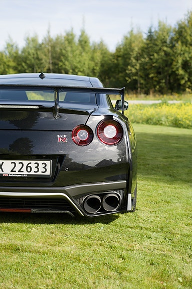 Nissan GT-R 9 of 30