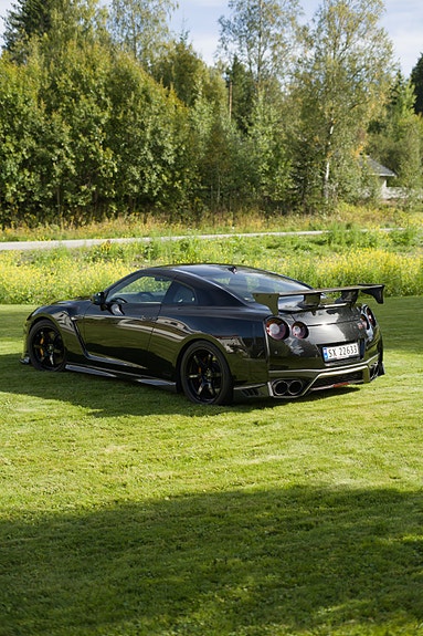 Nissan GT-R 11 of 30