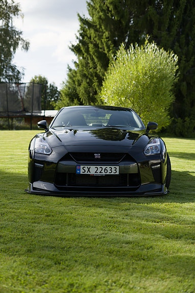 Nissan GT-R 14 of 30