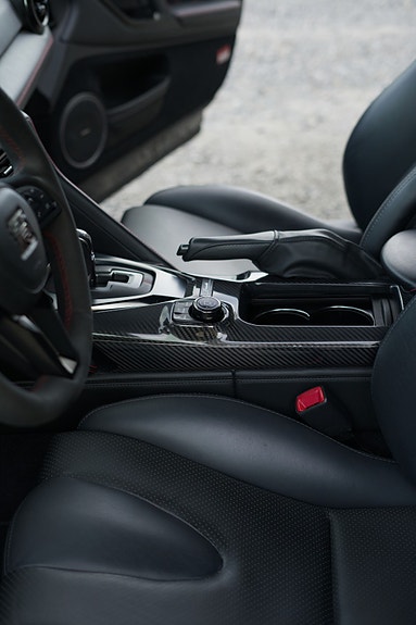 Nissan GT-R 19 of 30