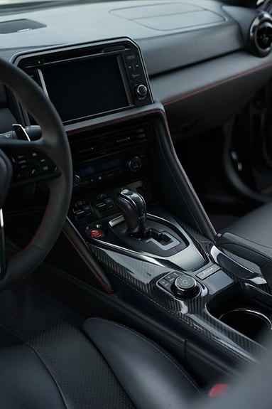 Nissan GT-R 18 of 30