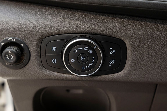Ford Transit 19 of 26