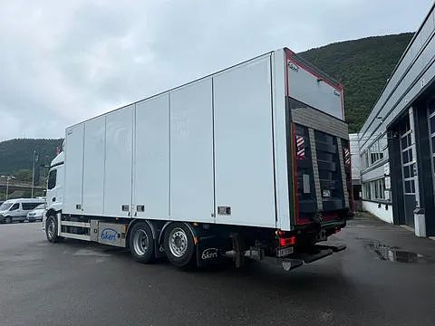 Mercedes-Benz Actros 2546L 7 of 12