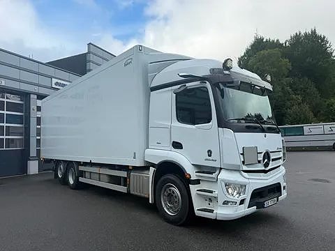 Mercedes-Benz Actros 2546L 3 of 12