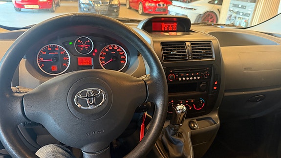 Toyota Proace 7 of 17