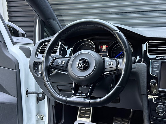 Volkswagen Golf II 14 of 30