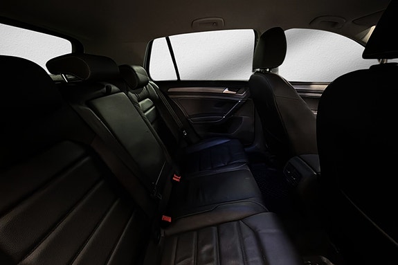 Volkswagen e-Golf VII 19 of 20