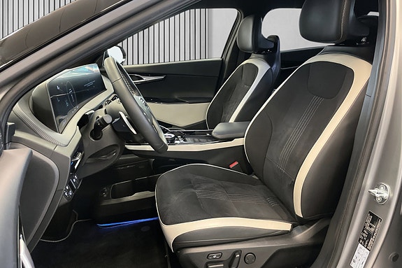 Kia EV6 12 of 29