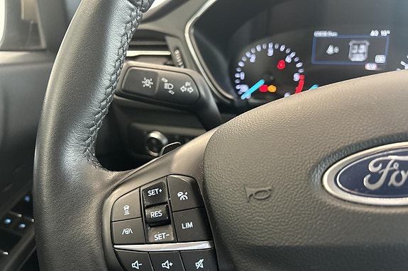 Ford Kuga 16 of 24
