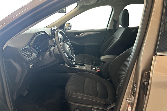 Ford Kuga 8 of 24