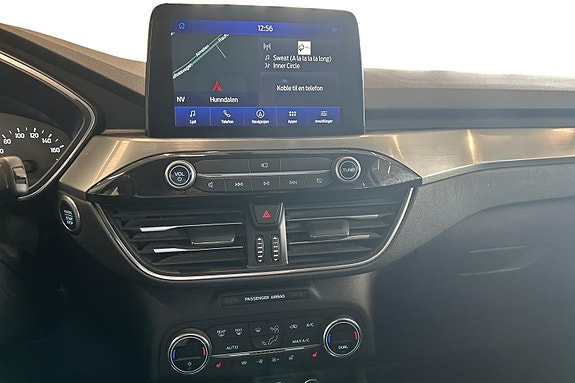 Ford Kuga 12 of 24