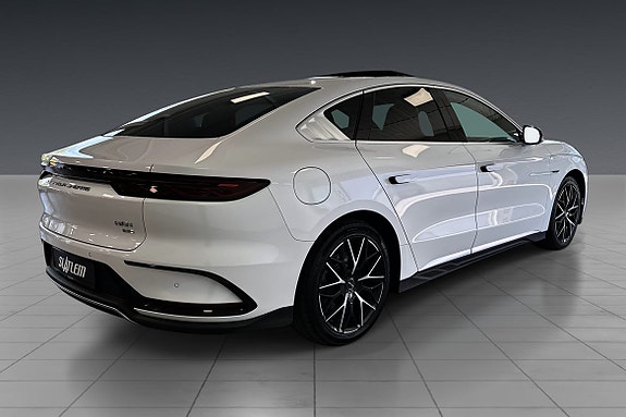 BYD Han 5 of 21