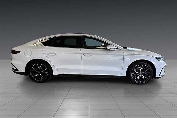BYD Han 4 of 21