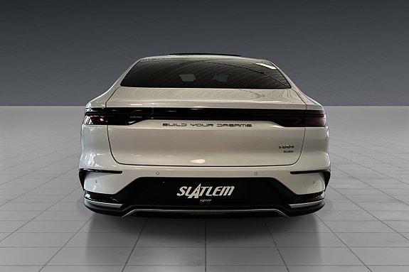 BYD Han 6 of 21
