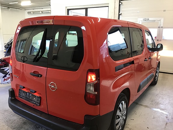 Opel Combo-e 8 of 18