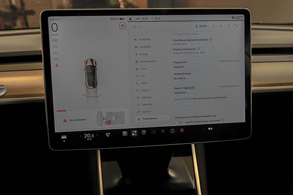 Tesla Model 3 20 of 22