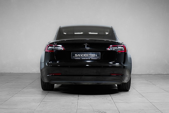 Tesla Model 3 6 of 22