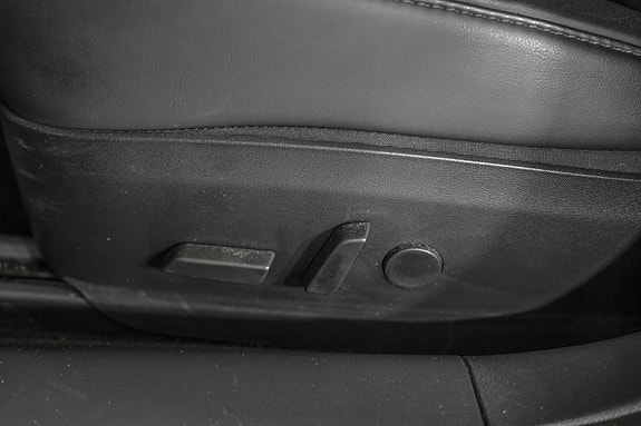 Tesla Model 3 10 of 22