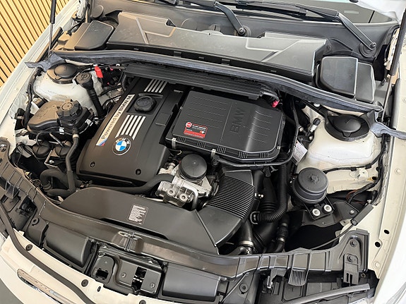 BMW 1M 21 of 29
