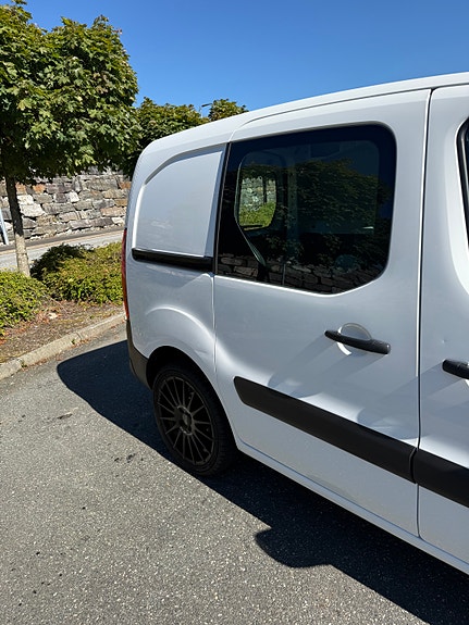 Citroen Berlingo 6 of 30