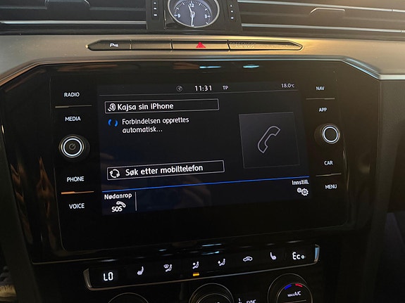 Volkswagen Passat 29 of 30
