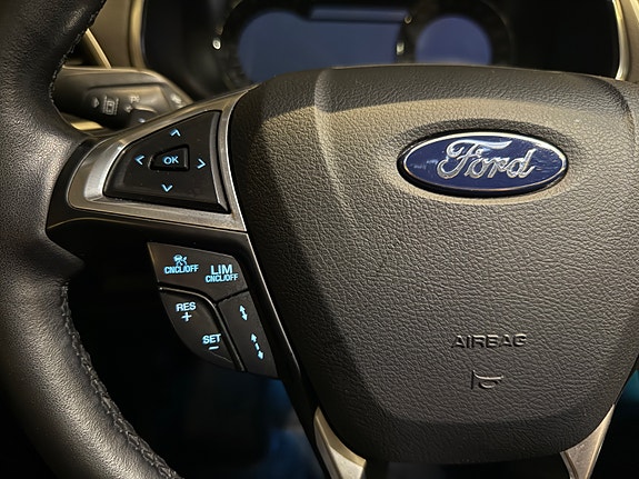 Ford S-MAX 10 of 30