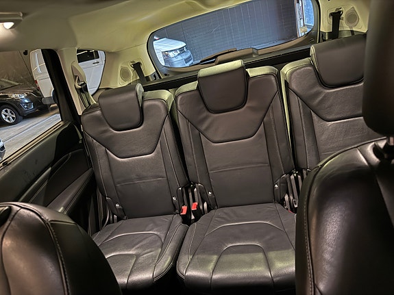 Ford S-MAX 24 of 30