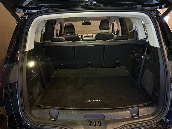 Ford S-MAX 27 of 30