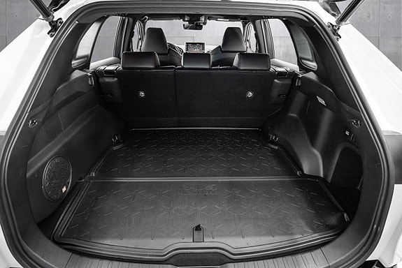 Toyota RAV4 Plug-in Hybrid 24 of 30