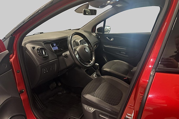 Renault Captur 5 of 18