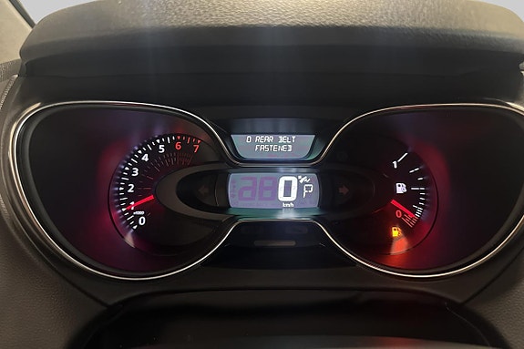 Renault Captur 7 of 18