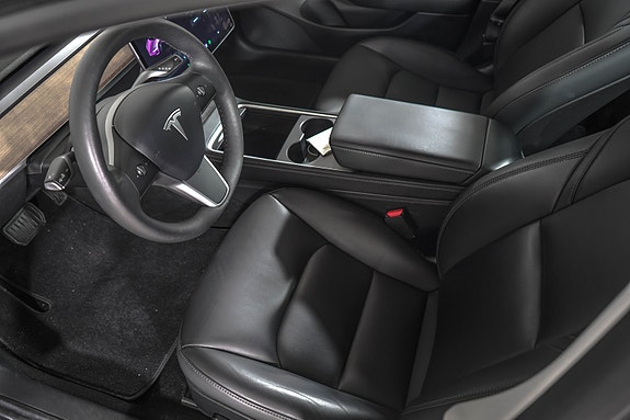 Tesla Model 3 12 of 23