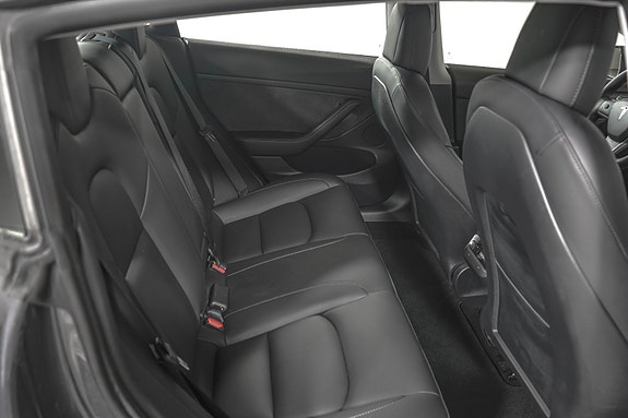Tesla Model 3 10 of 23