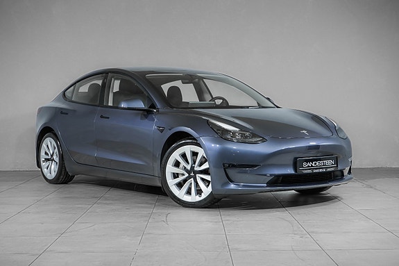 Tesla Model 3 3 of 23
