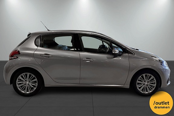 Peugeot 208 7 of 22