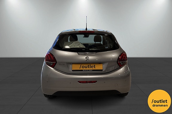 Peugeot 208 4 of 22