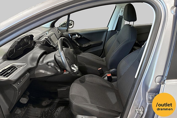 Peugeot 208 12 of 22
