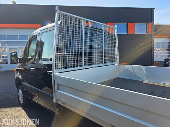 Mercedes-Benz Sprinter 9 of 28
