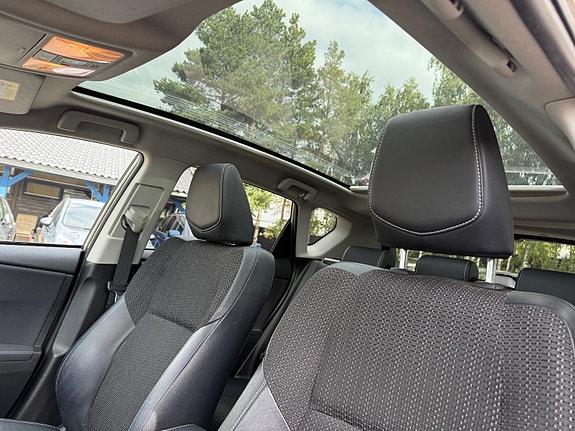 Toyota Auris 24 of 30