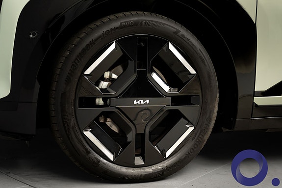 Kia EV3 10 of 30