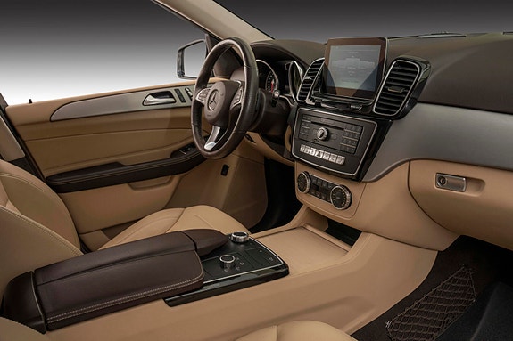 Mercedes-Benz GLE250 d 24 of 24