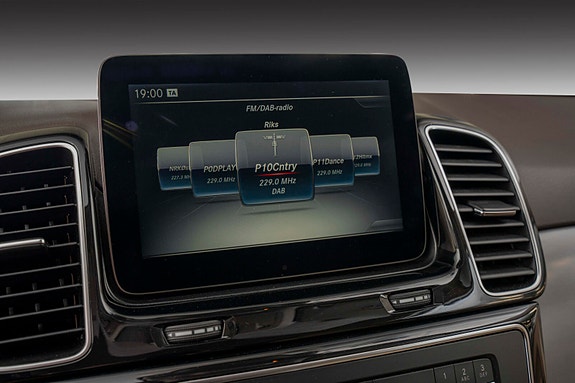 Mercedes-Benz GLE250 d 11 of 24