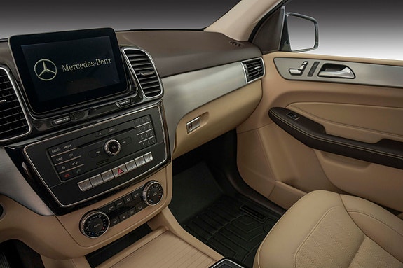 Mercedes-Benz GLE250 d 13 of 24