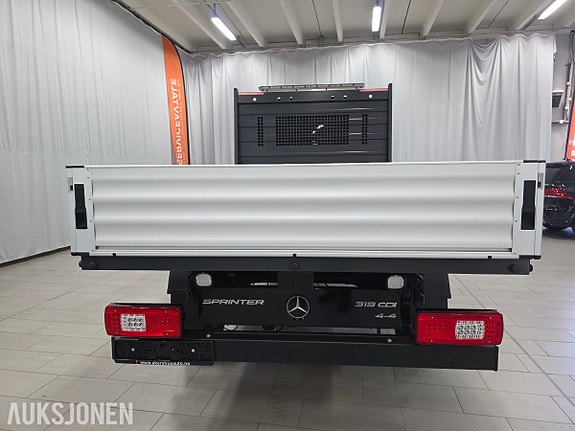 Mercedes-Benz Sprinter 9 of 30