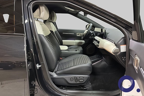 Kia EV4 17 of 28
