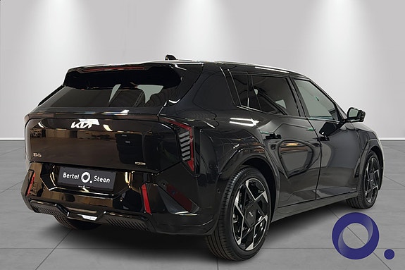 Kia EV4 7 of 28