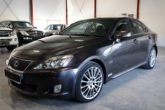 Lexus IS220d 5 of 30