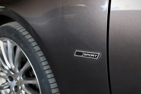 Lexus IS220d 12 of 30