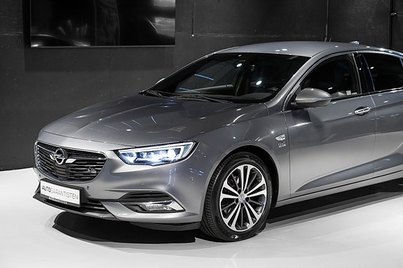 Opel Insignia 2 of 30