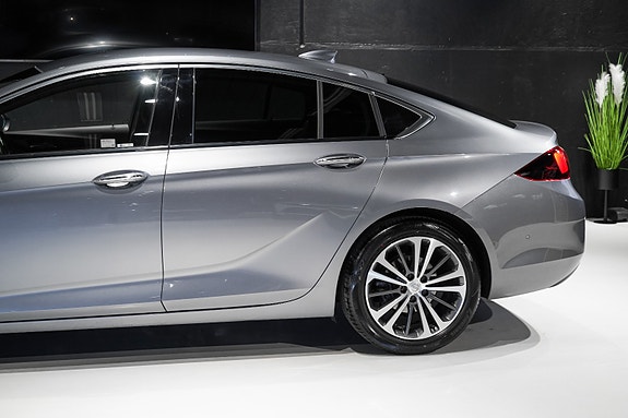 Opel Insignia 5 of 30